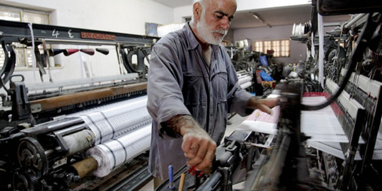 A un paso de la recesión: la economía se hundió el 6,7 % en junio