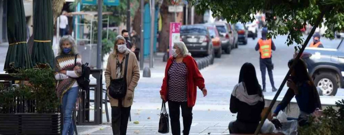 Mendoza registró un leve descenso de casos de COVID-19 