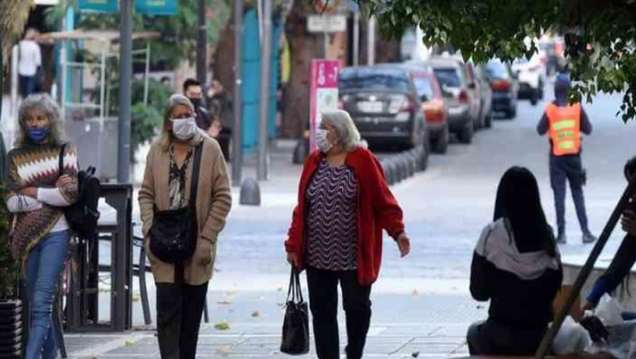 imagen Mendoza registró un leve descenso de casos de COVID-19 