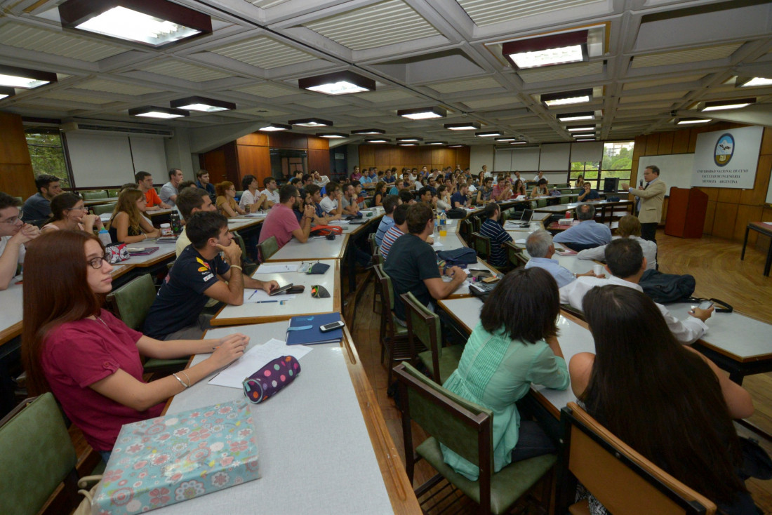 Promueven que universitarios enseñen a personas privadas de la libertad