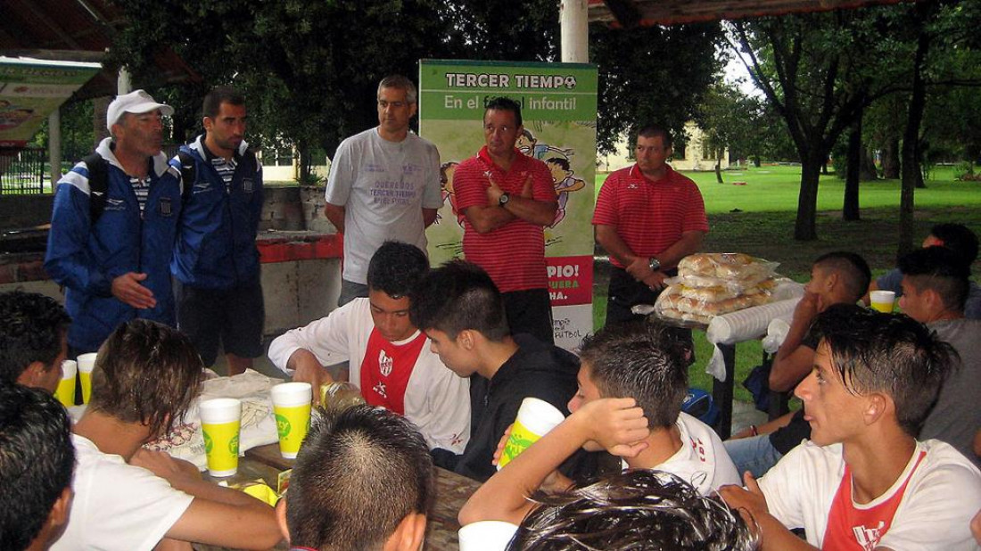 "El fútbol es la herramienta más poderosa que tenemos para culturizar"