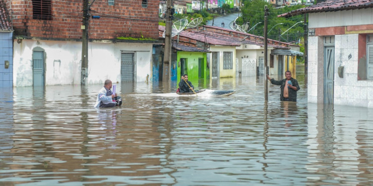 El drama del litoral: al menos 4 muertos y miles de evacuados 