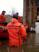 Un muerto y 10 mil afectados por las inundaciones en Buenos Aires