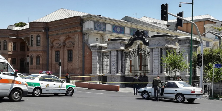 Dos atentados en Teherán pusieron en alerta a todo el mundo