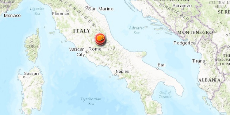 Tres sismos en una hora sacudieron Italia