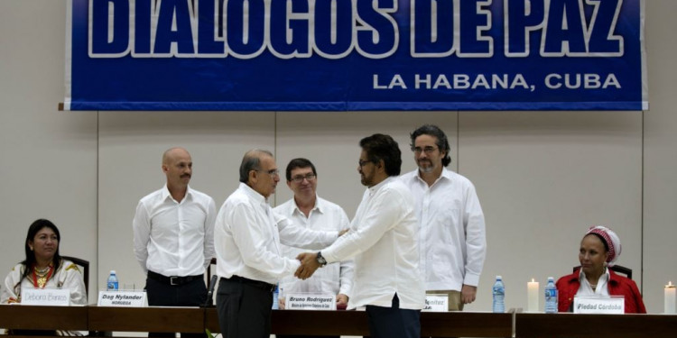Acuerdo de paz en Colombia: "La noticia nos dejó sorprendidos y optimistas"