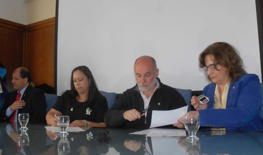 Mendoza estableció un lazo de unión con Colombia a través de la educación y la cultura