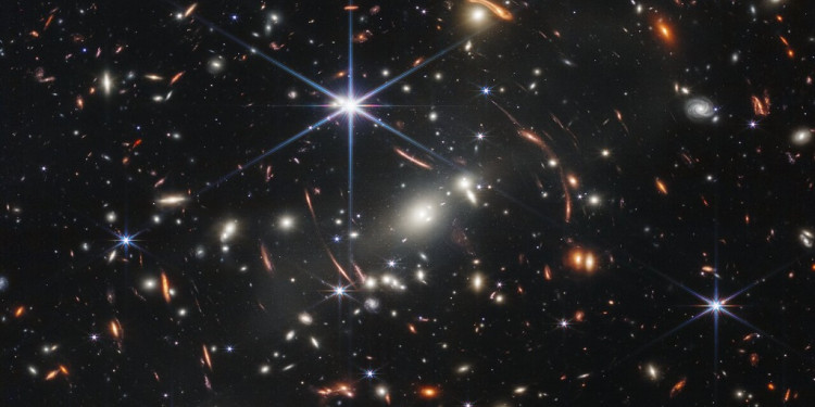 El telescopio James Webb mostró la imagen infrarroja más profunda del universo 