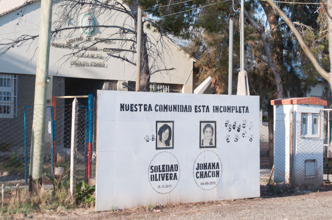 Cinco antropólogas ya rastrillan la finca donde vivía Johana Chacón