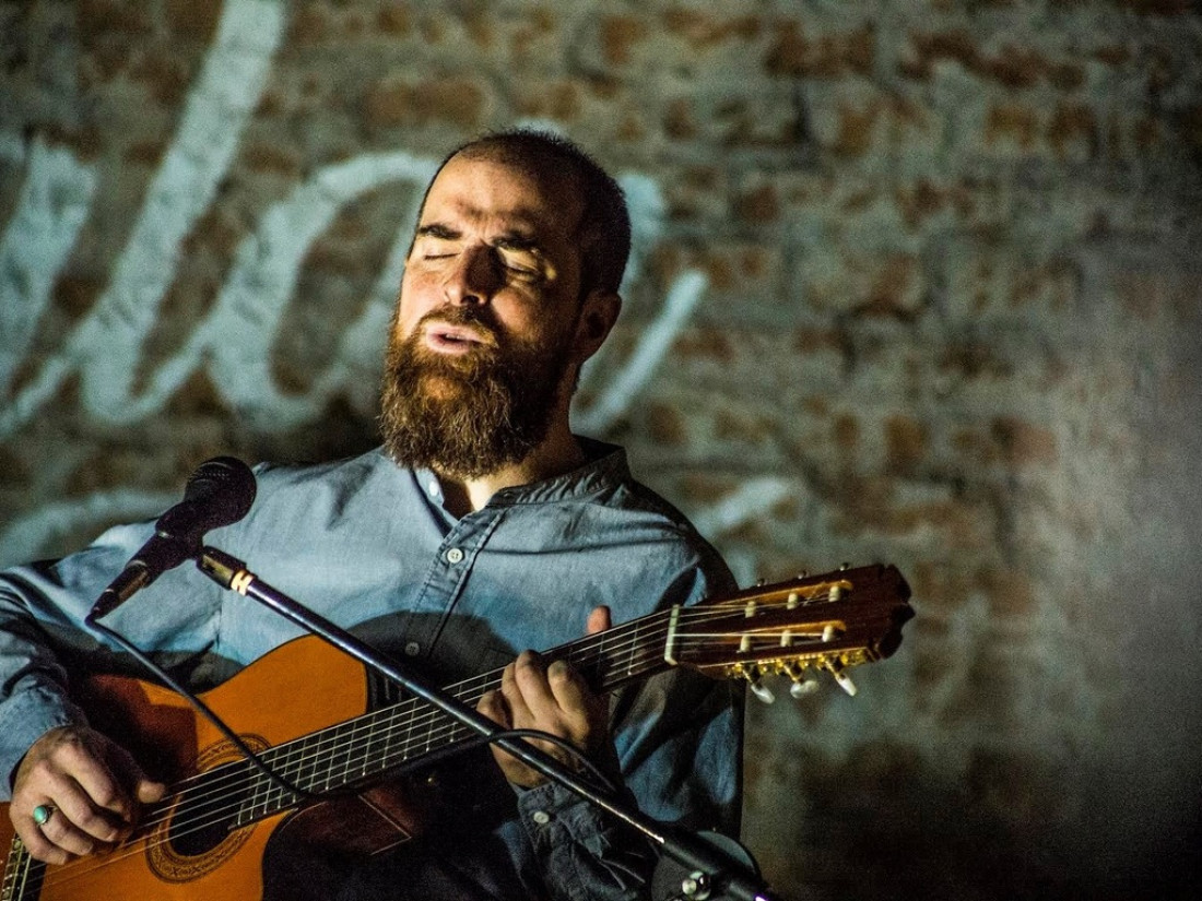 Juan Lucangioli presenta "Canciones para tu alma, palabras para tu camino"