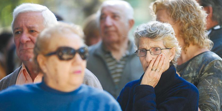 Jubilación: acceden más los varones que las mujeres