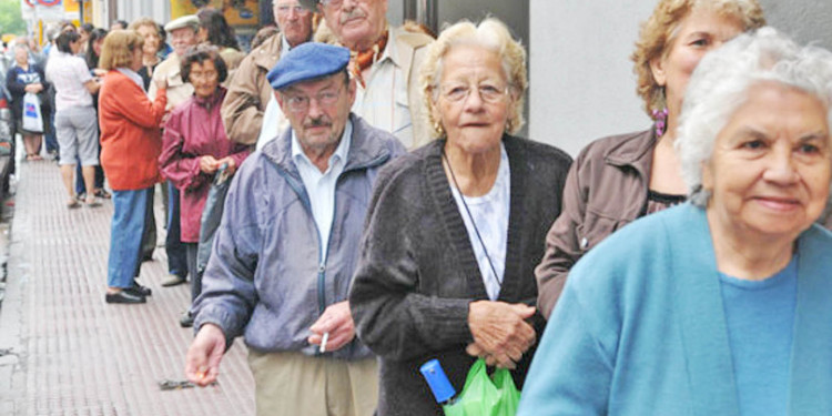 Comenzaron a cobrar los jubilados alcanzados por la Ley de Reparación