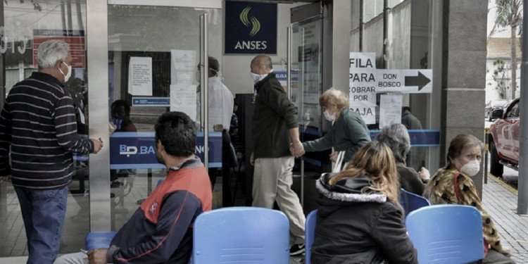 Las jubilaciones, pensiones y asignaciones aumentarán el 15% a partir de junio