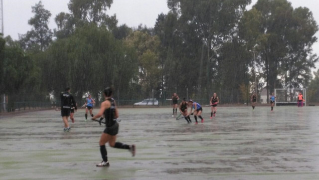 imagen Por la lluvia, se reprogramó la segunda jornada de los JUR