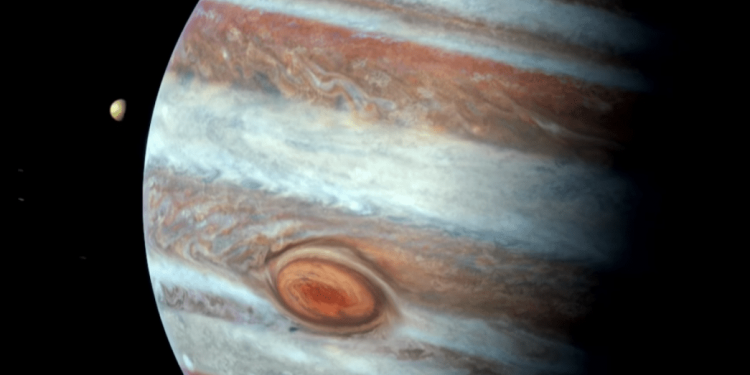 Júpiter, el planeta gaseoso... ¡con agua!