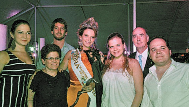 imagen El padre de la Reina 2012 está preso en San Juan