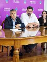 Compraron tomógrafos, motoniveladoras y chalecos antibalas con la deuda de KLP