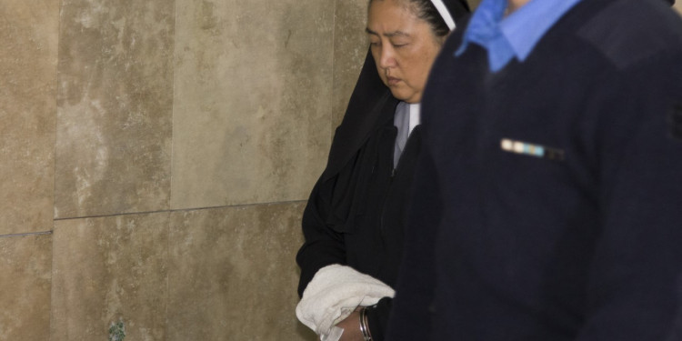 La monja Kumiko dijo que es inocente, pero quedó presa