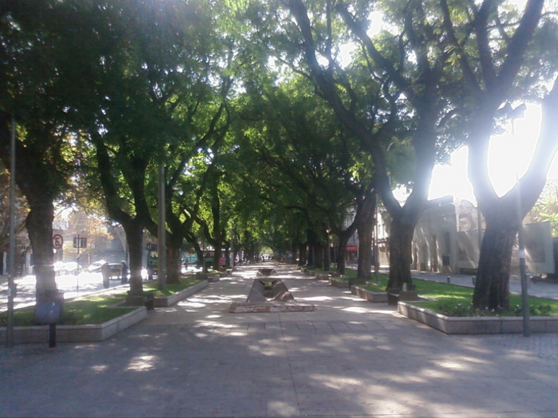 imagen La historia urbana de Mendoza en imágenes