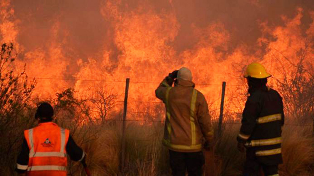 Hay más de 600 mil hectáreas incendiadas y tres provincias afectadas