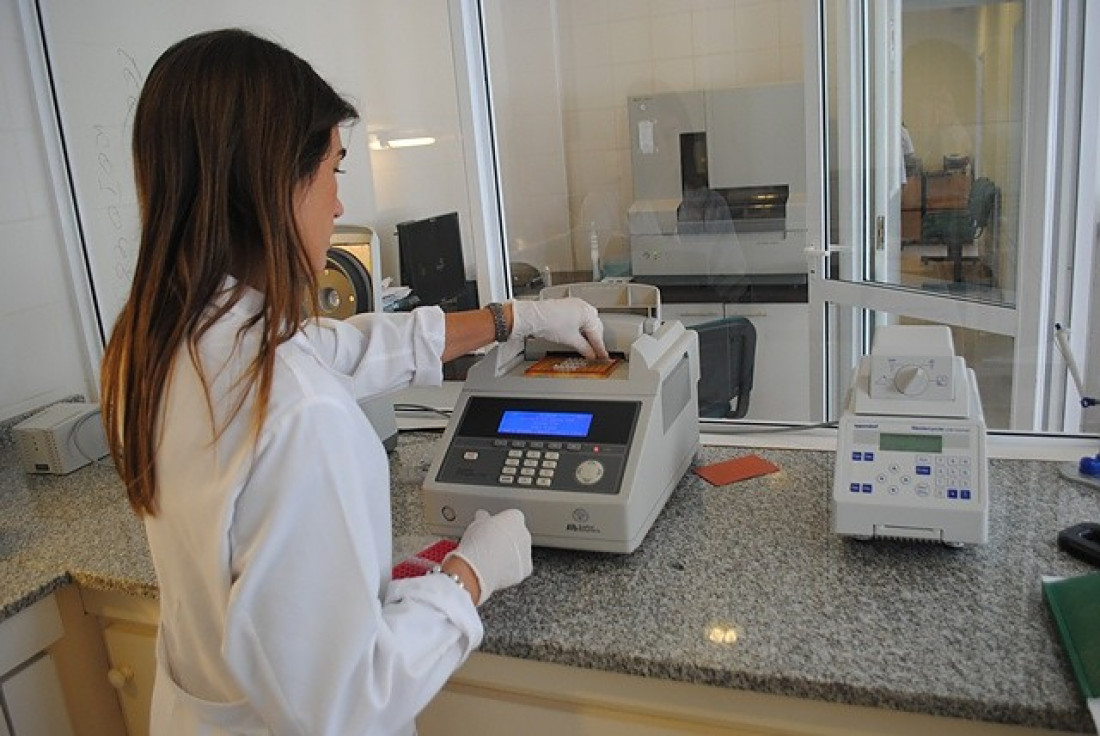 El Laboratorio de Análisis de ADN de la UNCuyo amplió los servicios que ofrece