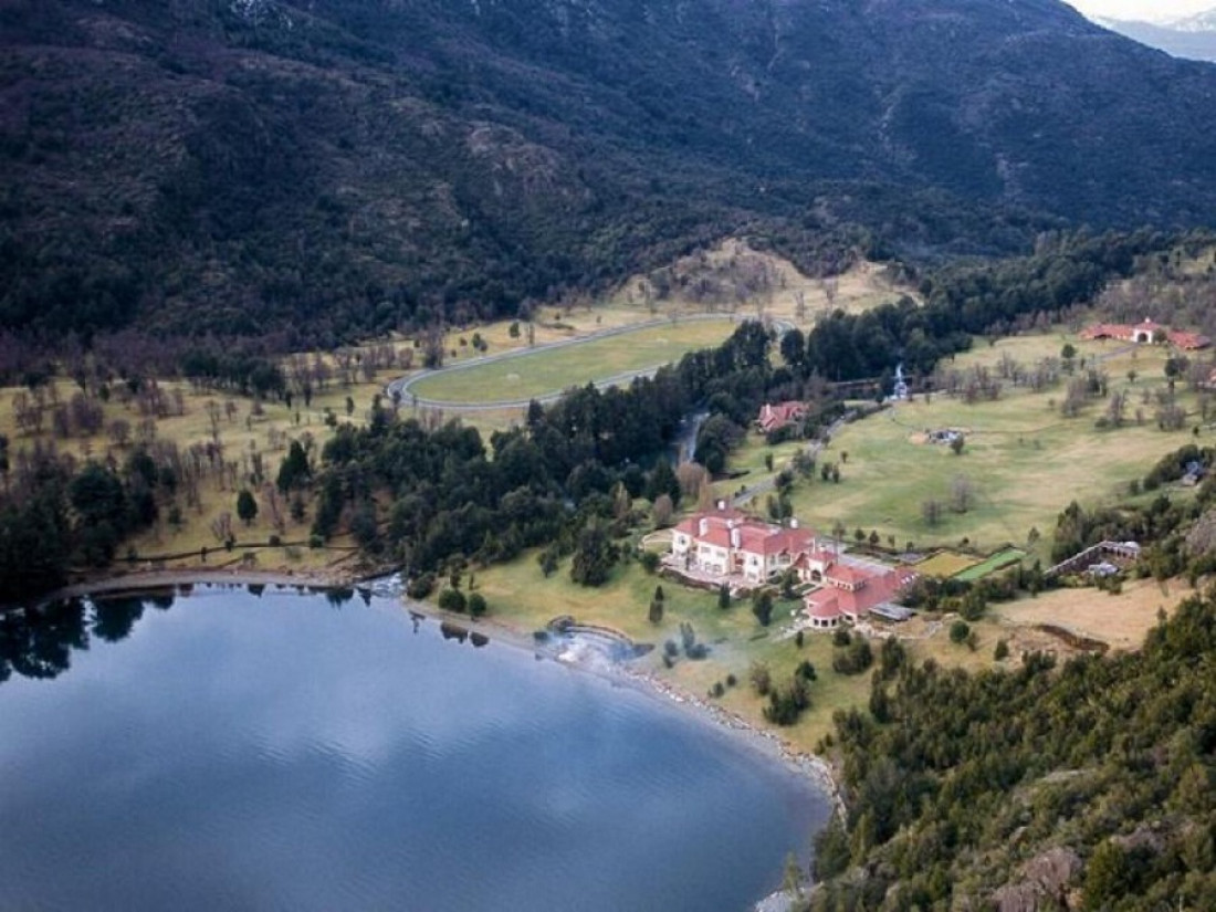 Lago Escondido, el conflicto por la tierra y otra denuncia contra Joe Lewis