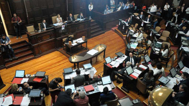 imagen Seguí en vivo el súper martes de sesión en la Legislatura