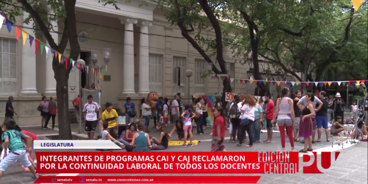 Piden por continuidad laboral de docentes