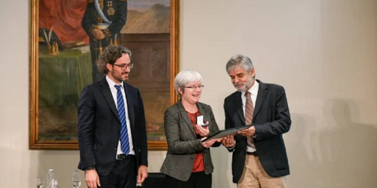 Premiaron a siete profesionales por sus aportes a la ciencia y la tecnología nacional