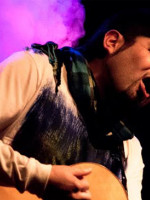 Leo Garzón presenta su "Voz" en la Vereda Alta