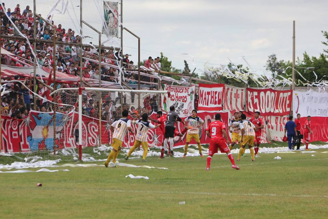 Con la cabeza en la revancha