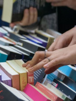 El mundo editorial apuesta por nuevos lanzamientos en ficción y ensayo