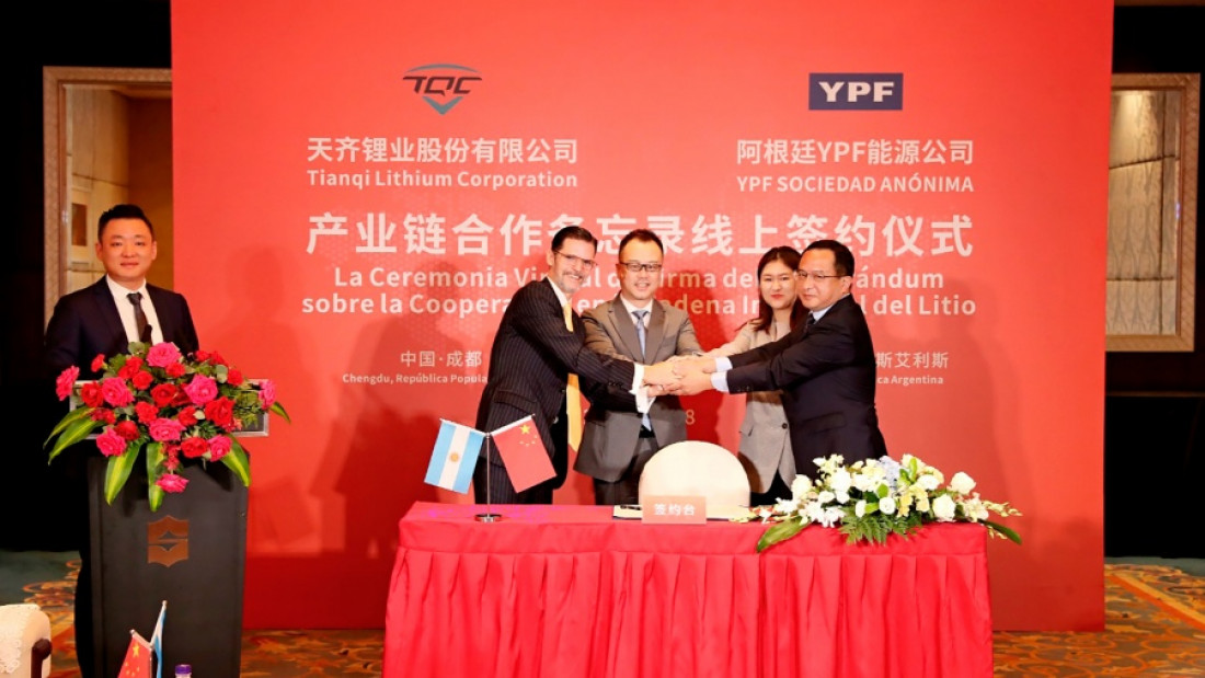 YPF se une a una empresa china para producir e industrializar el litio 