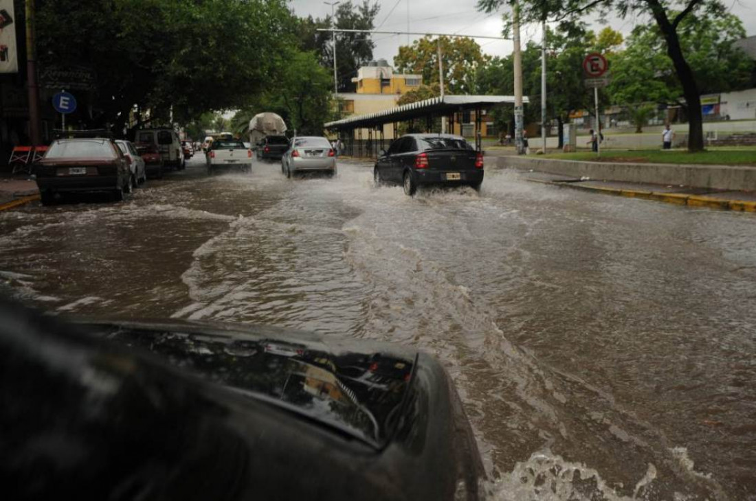 La lluvia, la madre de todos los baches