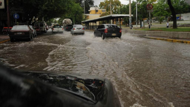 imagen La lluvia, la madre de todos los baches