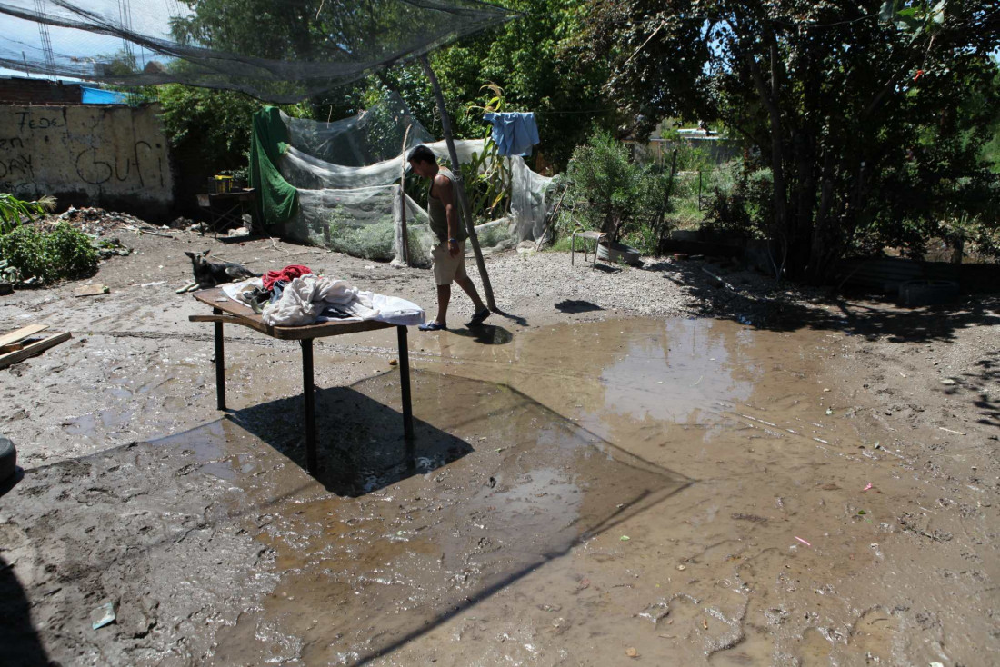 Unas 16 casas resultaron anegadas por las lluvias