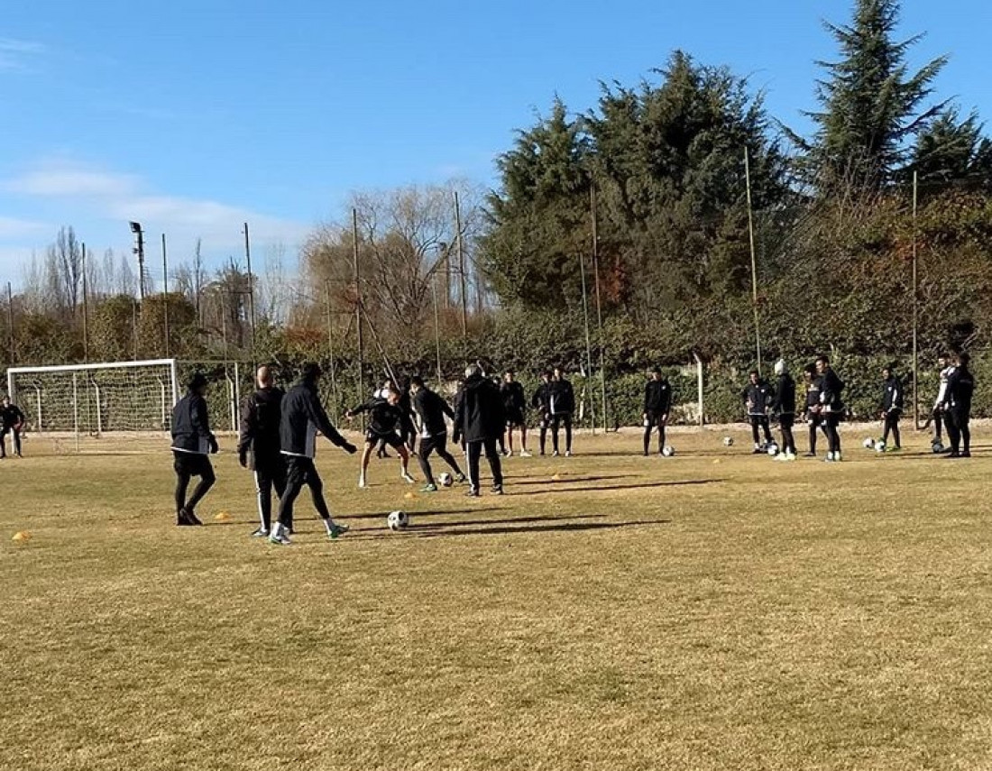 El Lobo piensa en el clásico