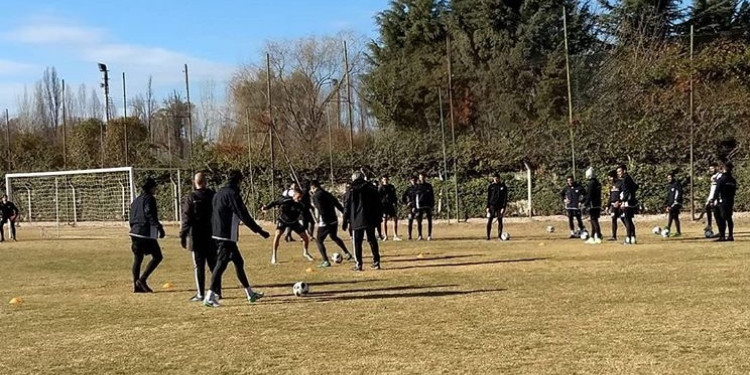 El Lobo piensa en el clásico