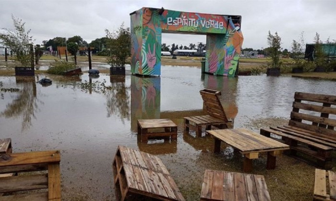 La tercera jornada del Lollapalooza fue suspendida por las intensas lluvias