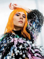 Lucía Tacchetti presenta "ELETÉ" en Niceto Club
