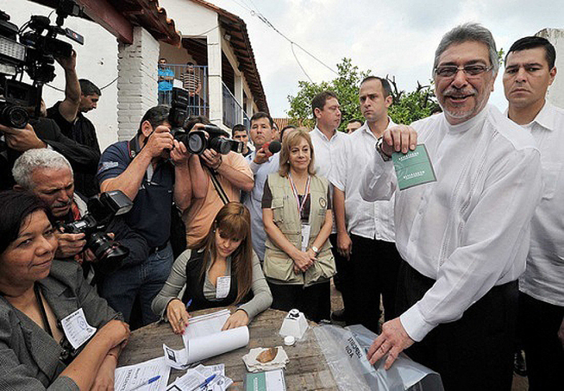 Lugo va por una banca en el Senado