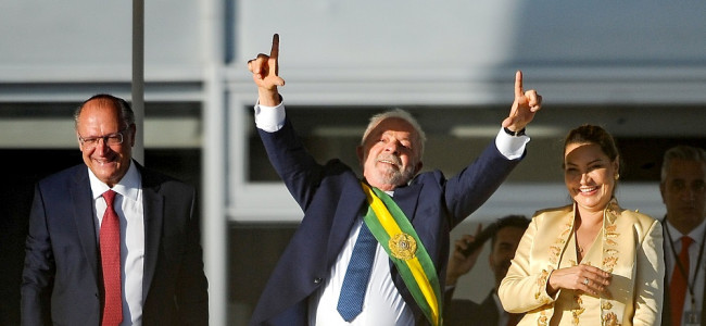 Lula asumió en Brasil: un llamado de unidad y decretazos para detener políticas públicas de Bolsonaro