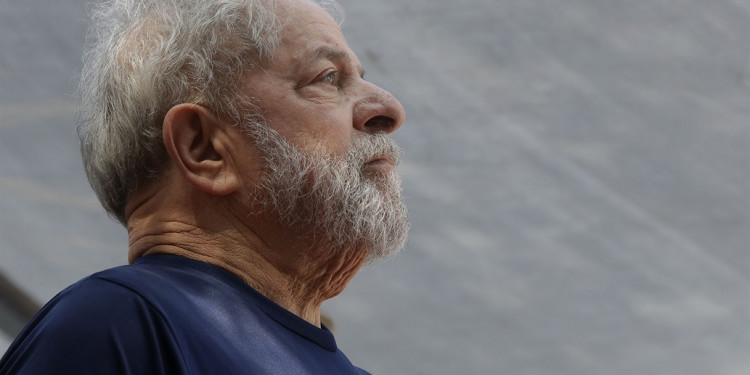 Tras un forcejeo entre jueces, Lula deberá seguir en la cárcel