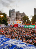 Fotogalería: una multitud marchó a Plaza de Mayo por el 2x1 a represores