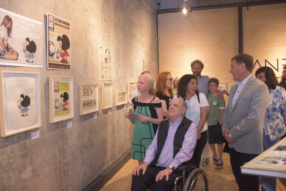 imagen Fotogalería: Quino en la muestra "Mafalda en su sopa"