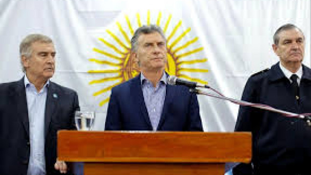 imagen Macri hoy rinde homenaje a los tripulantes del Ara San Juan