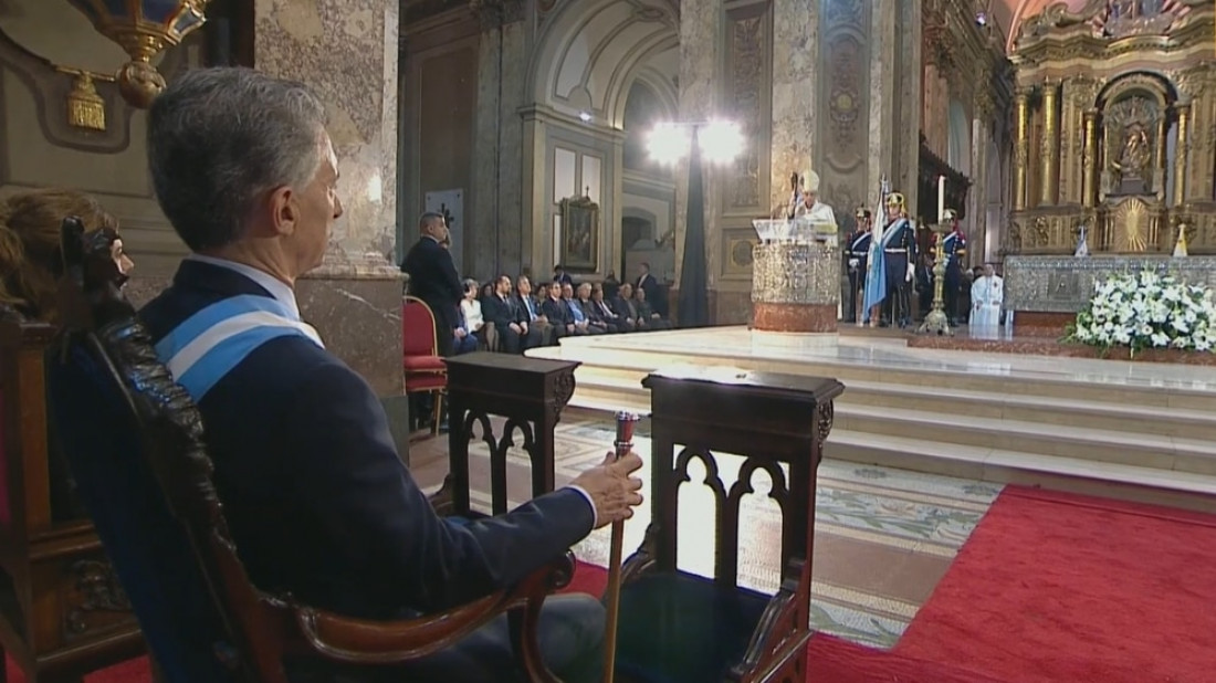 Ante Macri, Poli pidió la unión entre argentinos y rechazó el aborto