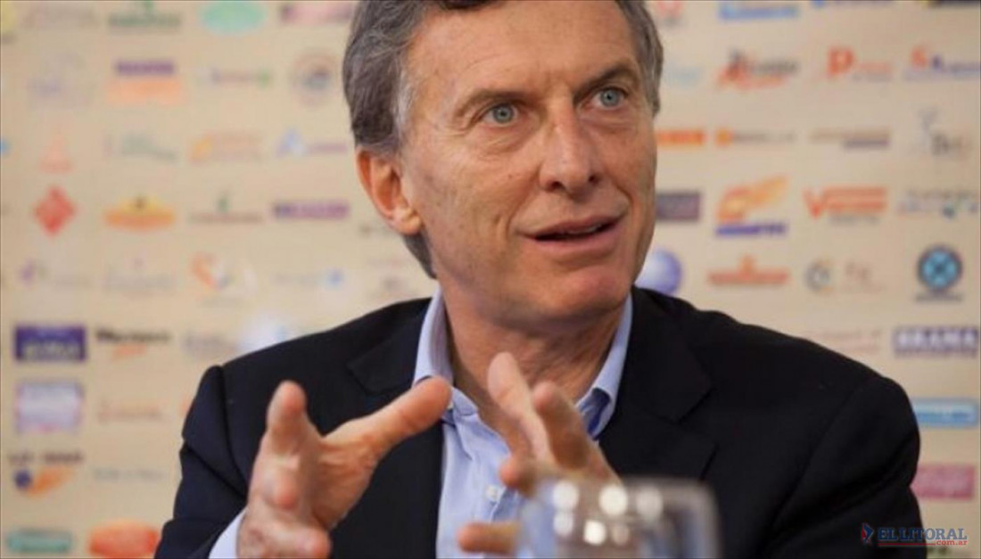 Macri derogó el decreto que dispuso devolver el 15% de la coparticipación