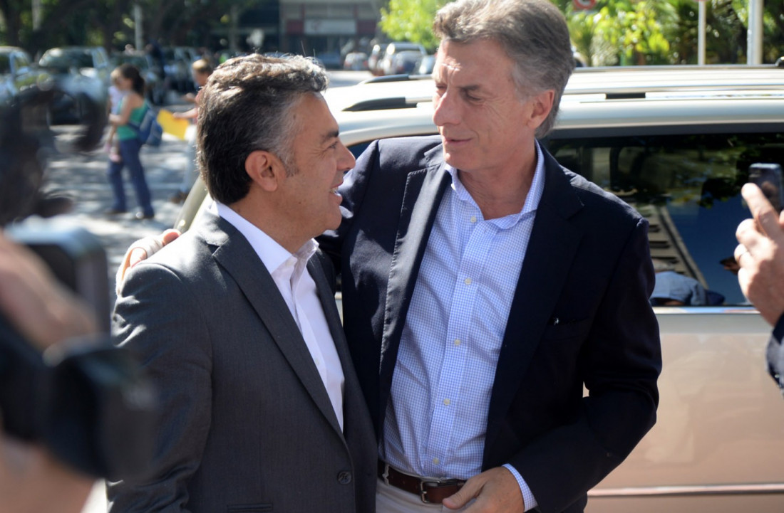 Macri llega al G20 y se reune con el sector vitivinícola