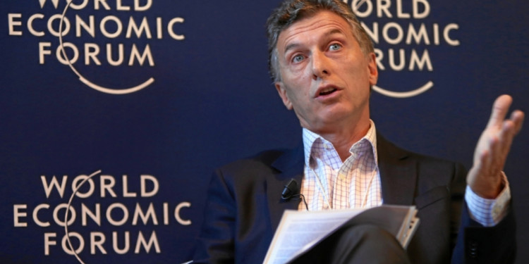 Los británicos con los que Macri se reunirá en Davos